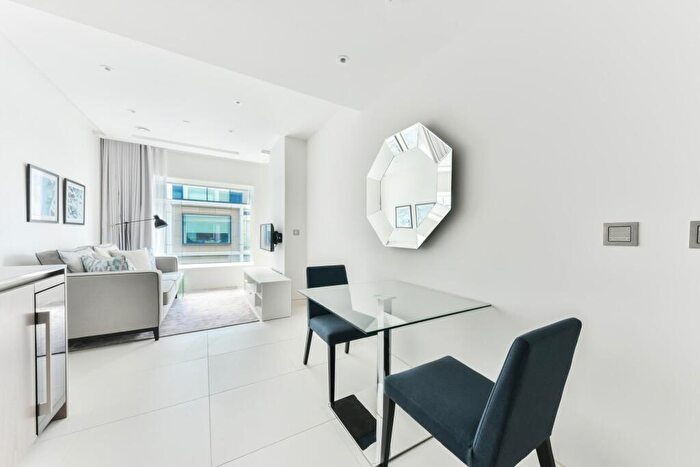 1 Bedroom Apartment To Rent In Sugar Quay, Landmark Place, City, EC3R