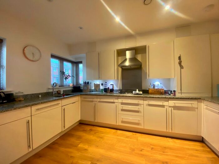 3 Bedroom End Of Terrace House To Rent In Cholsey Meadows, Wallingford, OX10