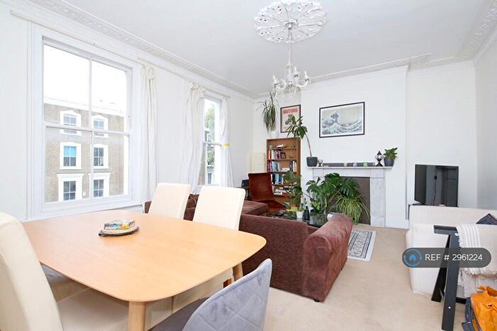 3 Bedroom Maisonette To Rent In Oakley Road, London, N1