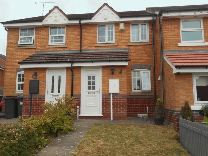2 Bedroom Town House To Rent In Westwood Close, Nuneaton, CV10