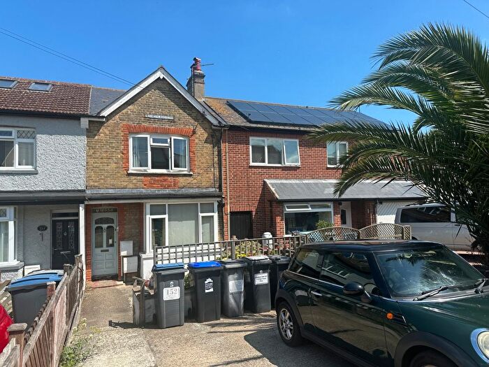 1 Bedroom Flat To Rent In College Road, Deal, Kent, CT14