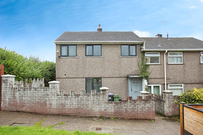3 Bedroom End Terrace House For Sale In Shakespeare Road, Cwmbran, NP44