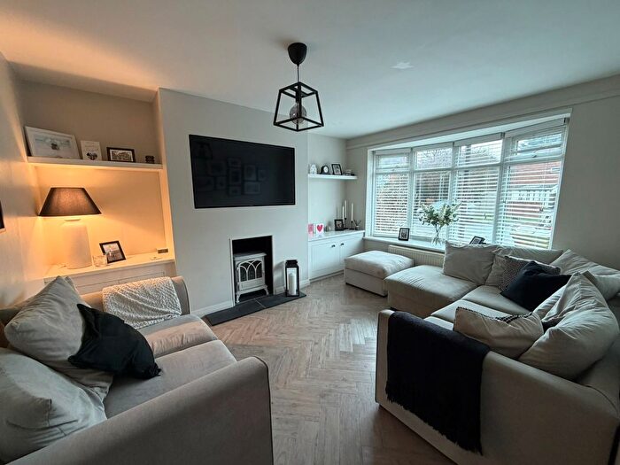 3 Bedroom Semi-detached House To Rent In The Rundels, Thundersley, SS7