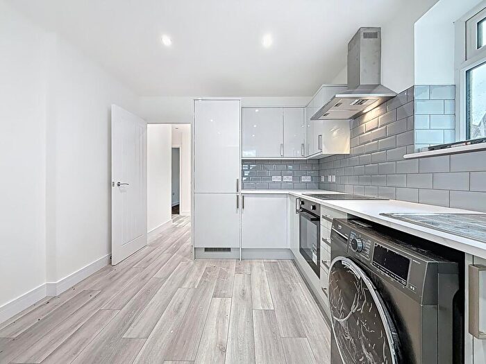 2 Bedroom Apartment To Rent In St. Peters Street, Cardiff, CF24
