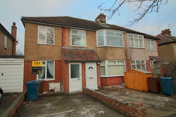 3 Bedroom Flat To Rent In Manor Road, Harrow, HA1