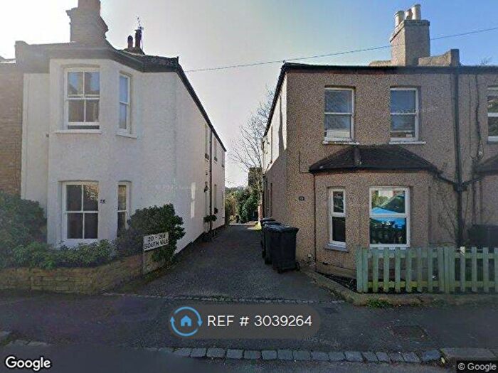 2 Bedroom Flat To Rent In South Vale, London, SE19