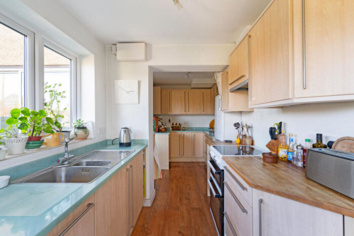 3 Bedroom Semi-Detached House For Sale In Lower Street, Barford St. Michael, OX15