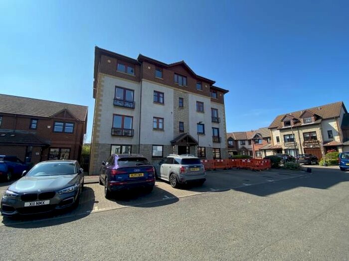2 Bedroom Flat To Rent In / Easter Hermitage, Edinburgh, EH6