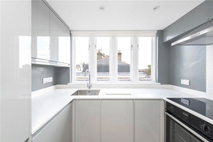 2 Bedroom Apartment For Sale In Coleherne Road, London, SW10