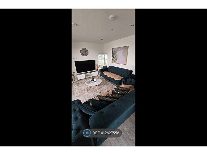 2 Bedroom Flat To Rent In Echo Court, Harrow, HA2