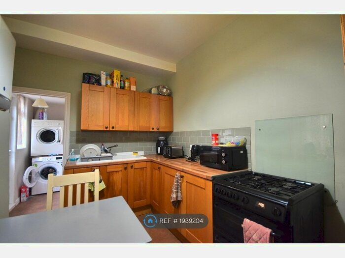 4 Bedroom Terraced House To Rent In Percy Road, Southsea, PO4