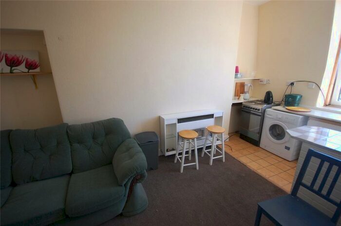 2 Bedroom Flat To Rent In King Street, City Centre, Aberdeen, AB24