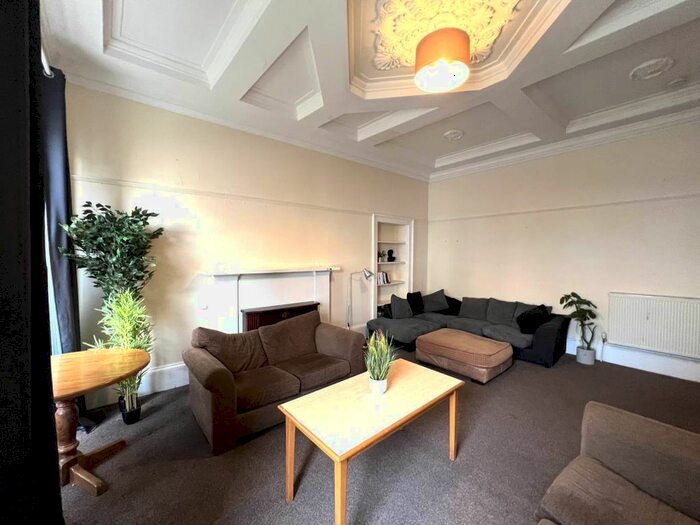 7 Bedroom Detached House To Rent In Springfield, Dundee, DD1