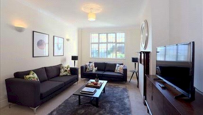 5 Bedroom Flat To Rent In Strathmore Court, Park Road, London, NW8
