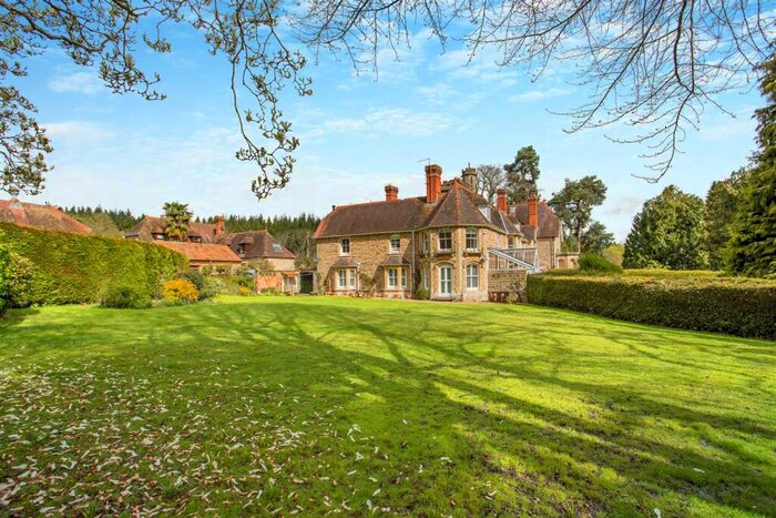 4 Bedroom Semi-Detached House For Sale In Judges Lane, May Hill, Newent, GL18