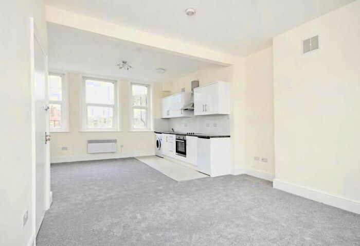 Studio To Rent In Allitsen Road, St Johns Wood, London, NW8