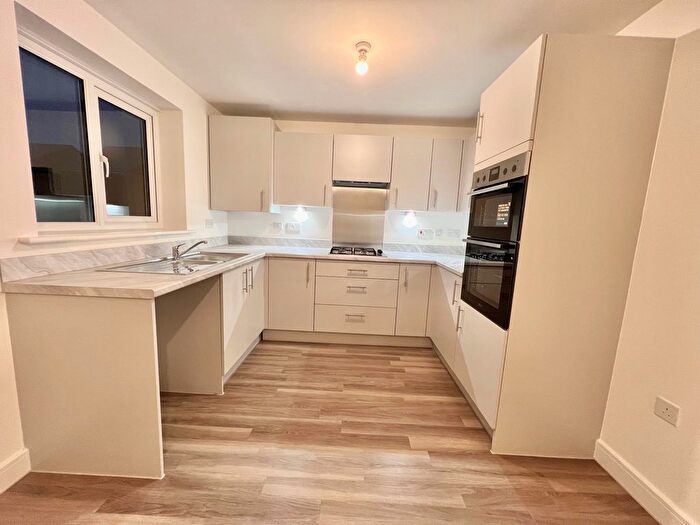 3 Bedroom Semi-Detached House To Rent In Copper Works Way, Walsall, WS3