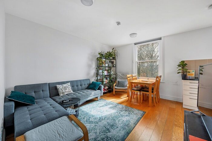 2 Bedroom Flat To Rent In Grange Park, London, W5