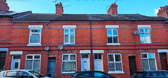 3 Bedroom Terraced House To Rent In Kingston Road, Leicester, LE2