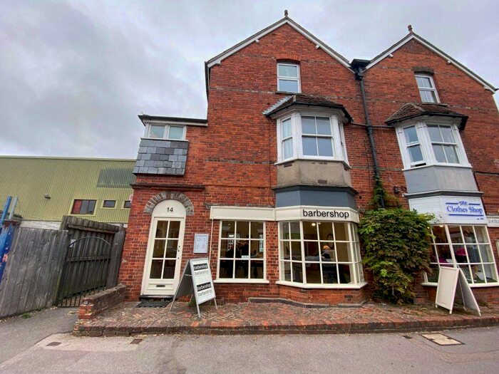1 Bedroom Flat To Rent In Pound Street Newbury, RG14