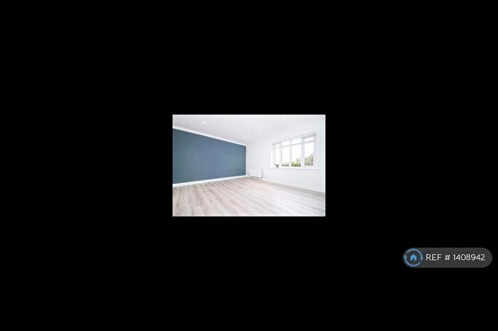 2 Bedroom Flat To Rent In Priory Mews, Tynemouth, NE30