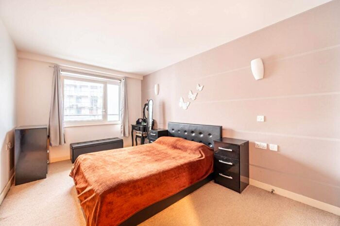 1 Bedroom Flat For Sale In Empire Way, Wembley Park, Wembley, HA9