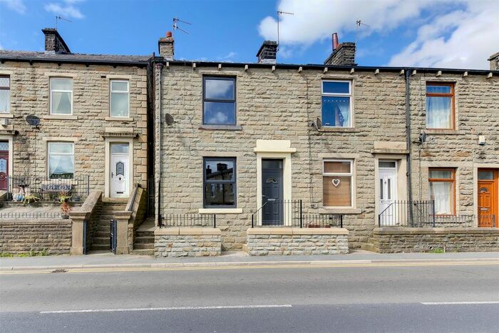 2 Bedroom End Of Terrace House To Rent In Newchurch Road, Stacksteads, Bacup, OL13