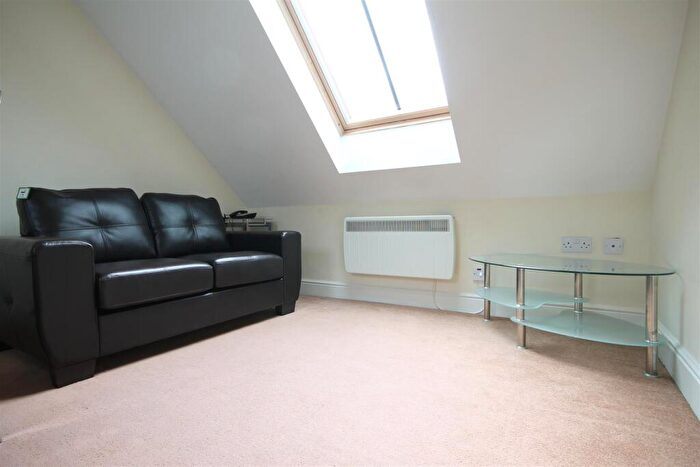 1 Bedroom Apartment To Rent In Westmorland Road, Newcastle Upon Tyne, NE1