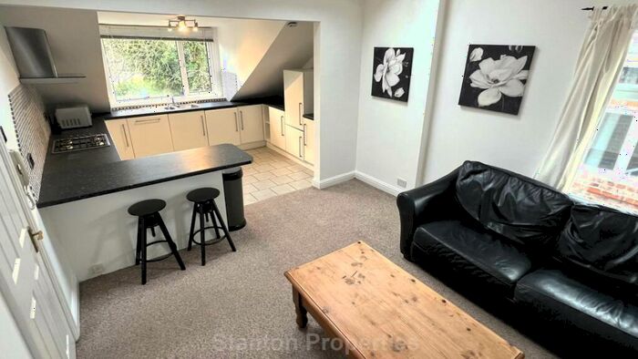 1 Bedroom Apartment To Rent In Old Lansdowne Road, West Didsbury, M20