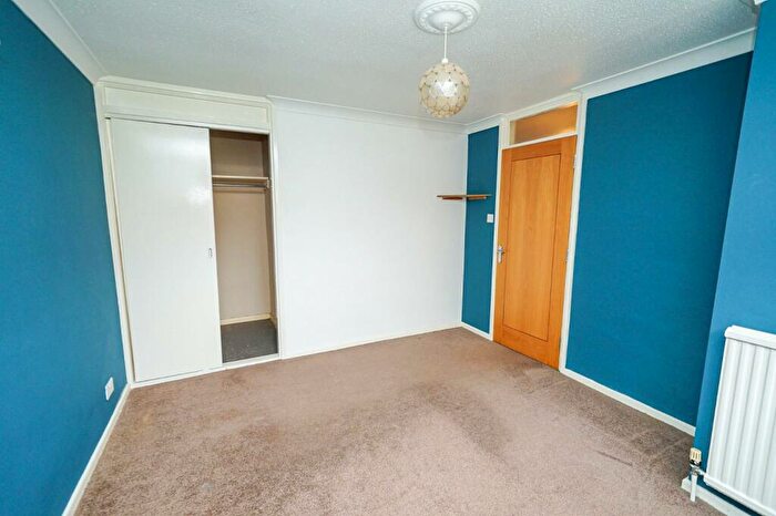 2 Bedroom Flat For Sale In Clarence Road, Leighton Buzzard, LU7