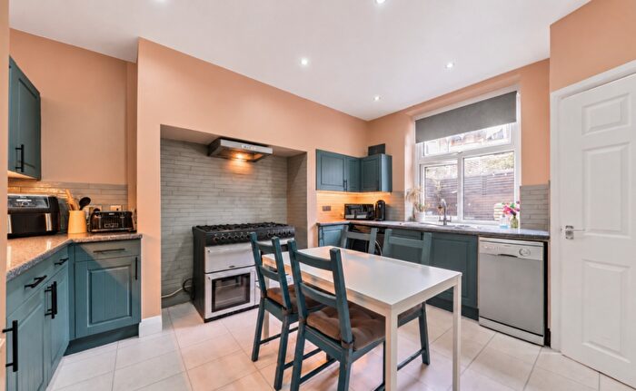 4 Bedroom Terraced House For Sale In Hollins Lane, Sowerby Bridge, HX6