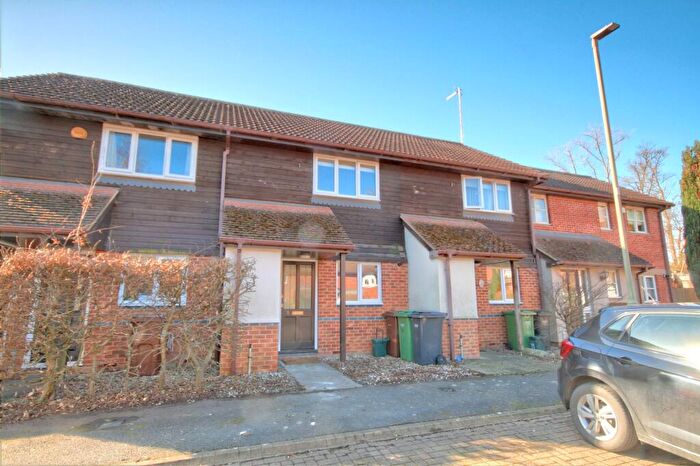 2 Bedroom Terraced House To Rent In Fairfax Gate, Oxford, OX33