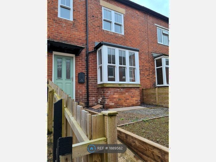 3 Bedroom Terraced House To Rent In May Avenue, Ryton, NE40