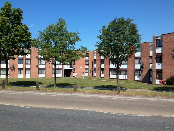 2 Bedroom Flat To Rent In Downland Place, Canford Heath, BH17