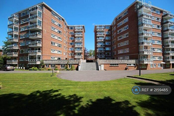 2 Bedroom Flat To Rent In Mildenhall, Bournemouth, BH4
