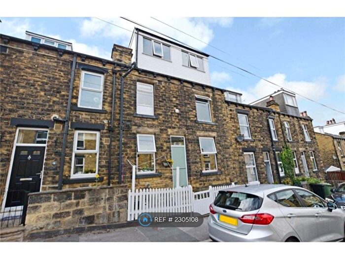 3 Bedroom Terraced House To Rent In Cowley Road, Leeds, LS13