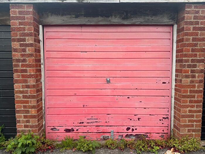 Garage / Parking To Rent In Elizabeth Crescent, Bristol, BS34