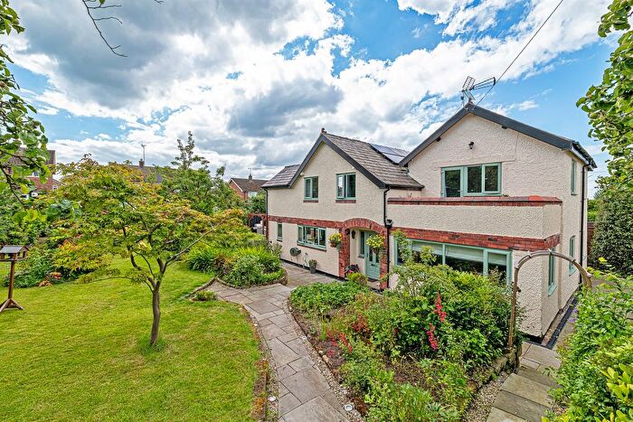 5 Bedroom Detached House For Sale In Bank House Lane, Helsby, Frodsham, WA6