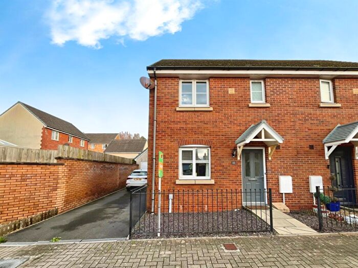 3 Bedroom Semi-Detached House For Sale In Maes Yr Ysgall, Coity, Bridgend, CF35