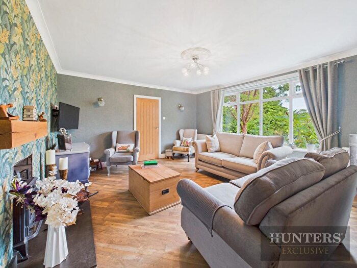 3 Bedroom Detached Bungalow For Sale In Hay Brow Close, Scalby, Scarborough, YO13