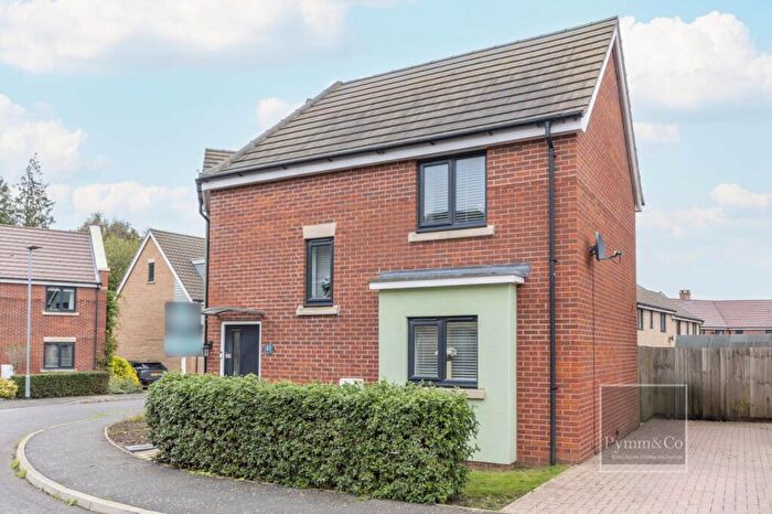 3 Bedroom Semi-Detached House For Sale In Peter Pulling Drive, Costessey, NR8