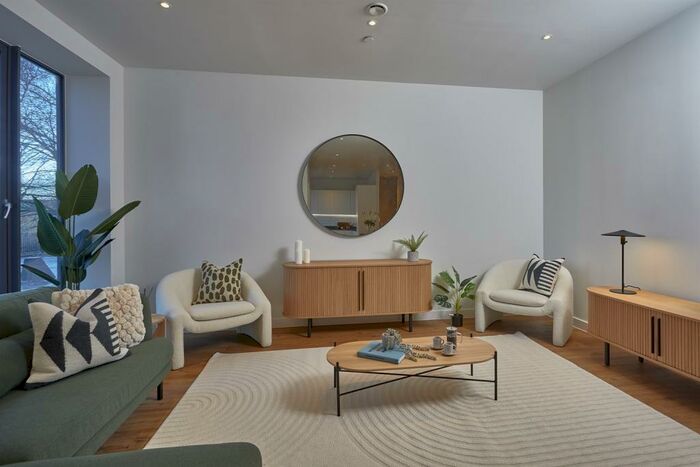 3 Bedroom Flat To Rent In Mount Yard, Old Mount Street, M4