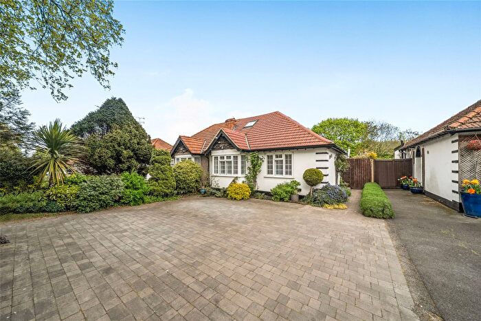 3 Bedroom Bungalow For Sale In Sevenoaks Way, Orpington, BR5