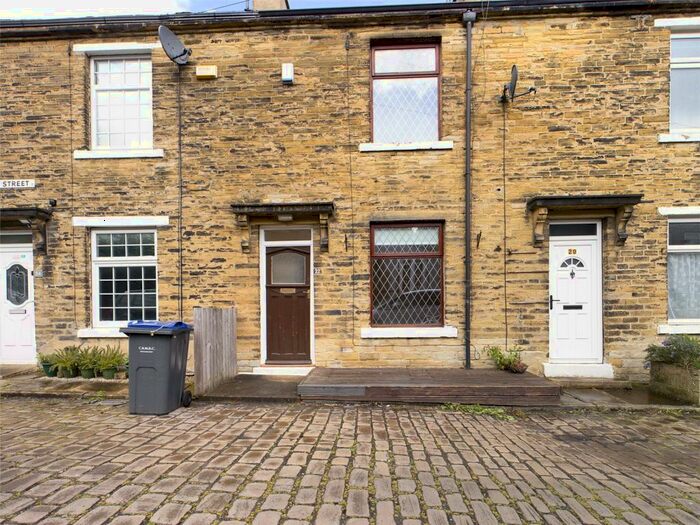 2 Bedroom Terraced House To Rent In Bradley Street, Bradford, West Yorkshire, BD9