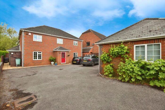 4 Bedroom Detached House For Sale In Warminster Road, South Newton ***Video Tour***, SP2