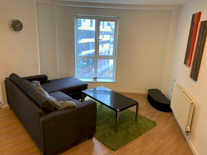 1 Bedroom Apartment To Rent In Hive, Masshouse Plaza, Birmingham, B5