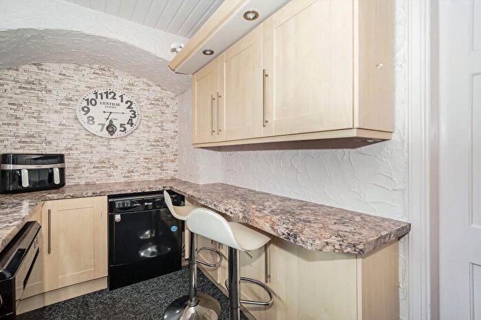 2 Bedroom Semi-Detached House For Sale In Mill Road, Harthill, ML7