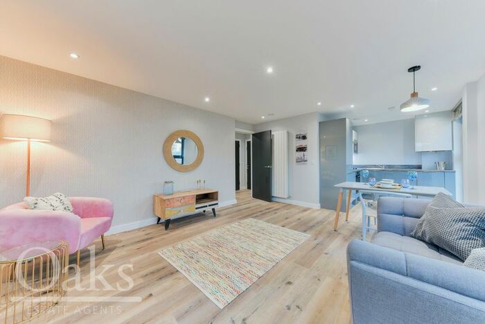 1 Bedroom Flat To Rent In The Waldrons, Croydon, CR0