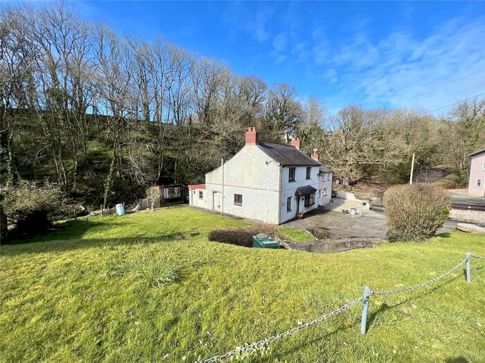 3 Bedroom Semi-Detached House For Sale In New Mill Road, Aberteifi, New Mill Road, Cardigan, SA43