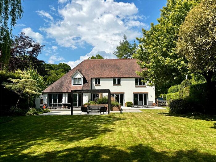 4 Bedroom Detached House For Sale In Doctors Hill, Sherfield English, Hampshire, SO51